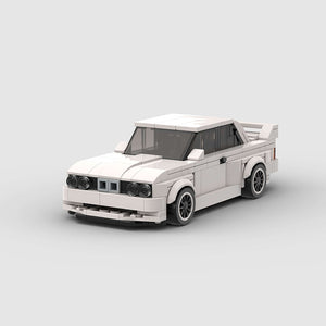 BMW M3 E30 - White Edition