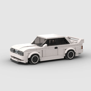 BMW M3 E30 - White Edition