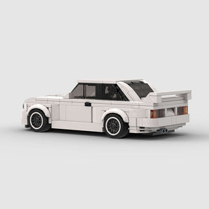 BMW M3 E30 - White Edition