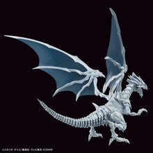 Load image into Gallery viewer, Figure-rise Standard Amplified BlueEyes White Dragon (Yu-Gi-Oh!)
