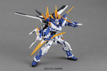 تحميل الصورة في عارض المعرض، 1/100 MG Gundam Astray Blue Frame D
